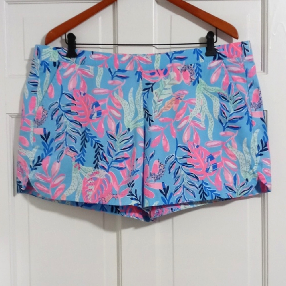 🌊HTF Lilly Pulitzer🌊 - Ocean View Short